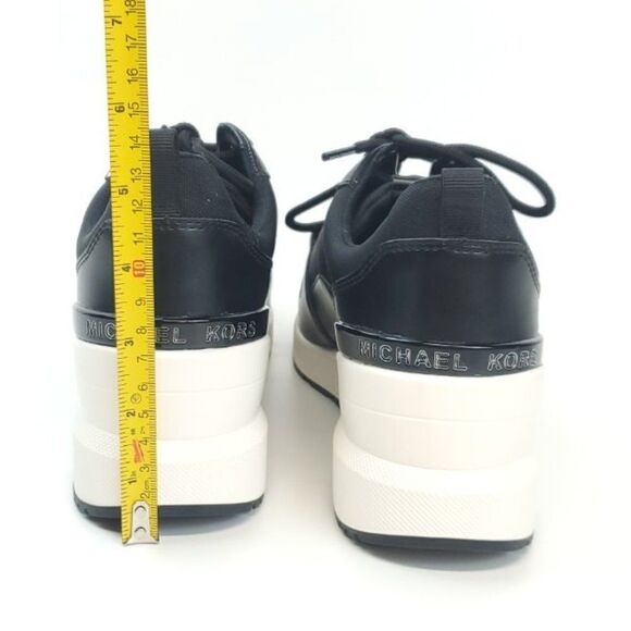MICHAEL Michael Kors Stacy Trainer Lace Up Sneakers NWOB US 11 - Picture 9 of 13